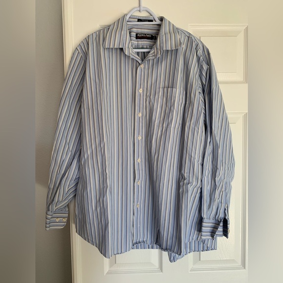 Kirkland collared shirt - Picture 3 of 3